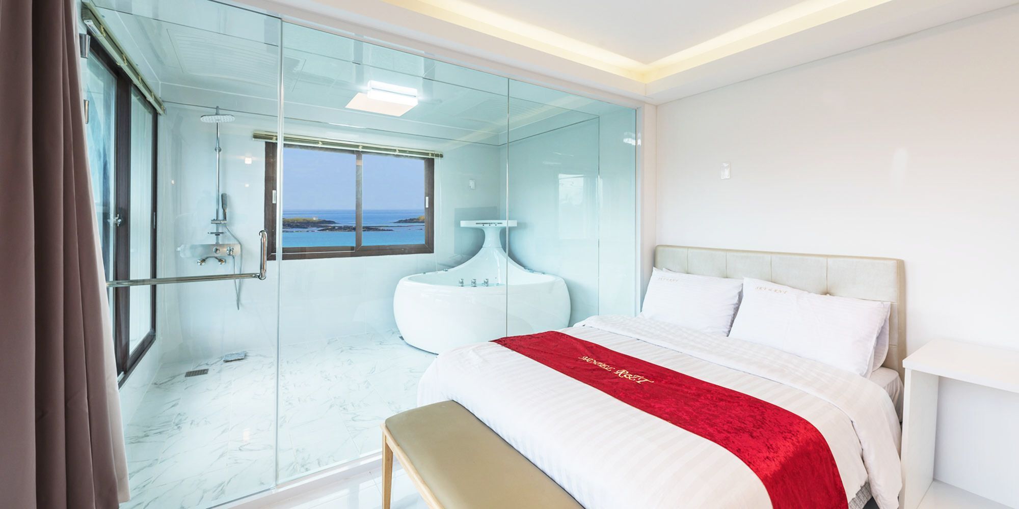 Castle Pool Resort Jeju Exterior photo